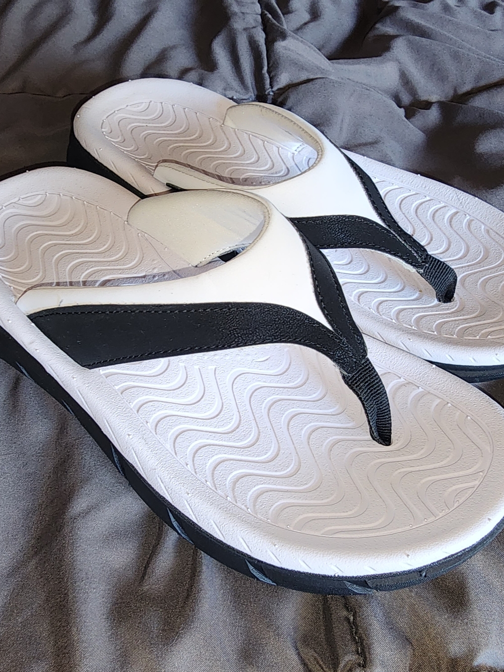 Athletic Works Women's size 7 Hightail Flip Flops sandals